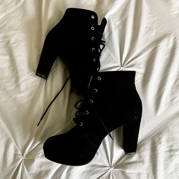 SOLD - Chunky Heel Black Booties - Picture 1 of 2
